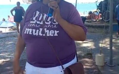 Protestos contra feminicídios mobilizam cidades brasileiras; Rio das Ostras registra ato na Praia do Centro