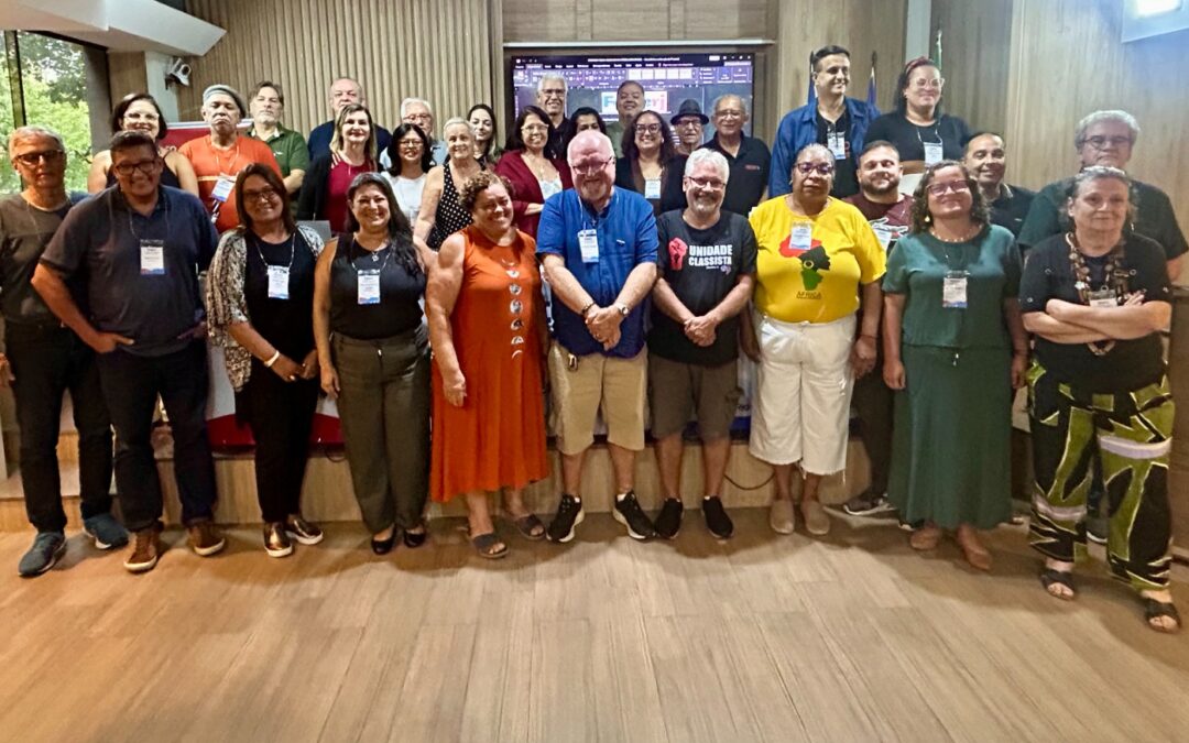 COM A PARTICIPAÇÃO DO SINPRO MACAÉ E REGIÃO, 14º CONGRESSO DA FETEERJ ELEGE NOVA DIRETORIA